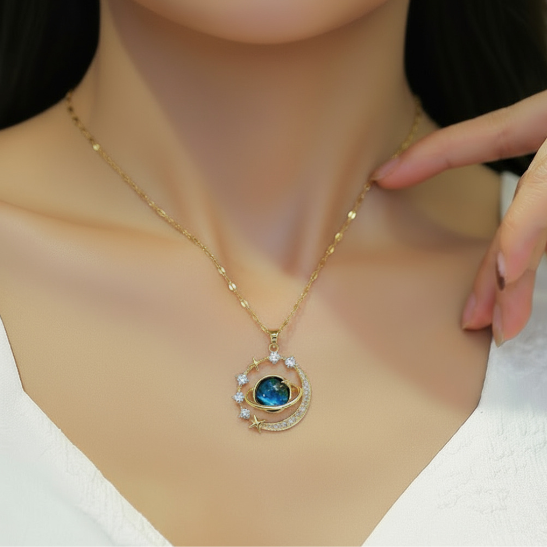 🪐 COLLAR SATURNO | LLEVA EL PODER DEL UNIVERSO CERCA DE TU CORAZÓN